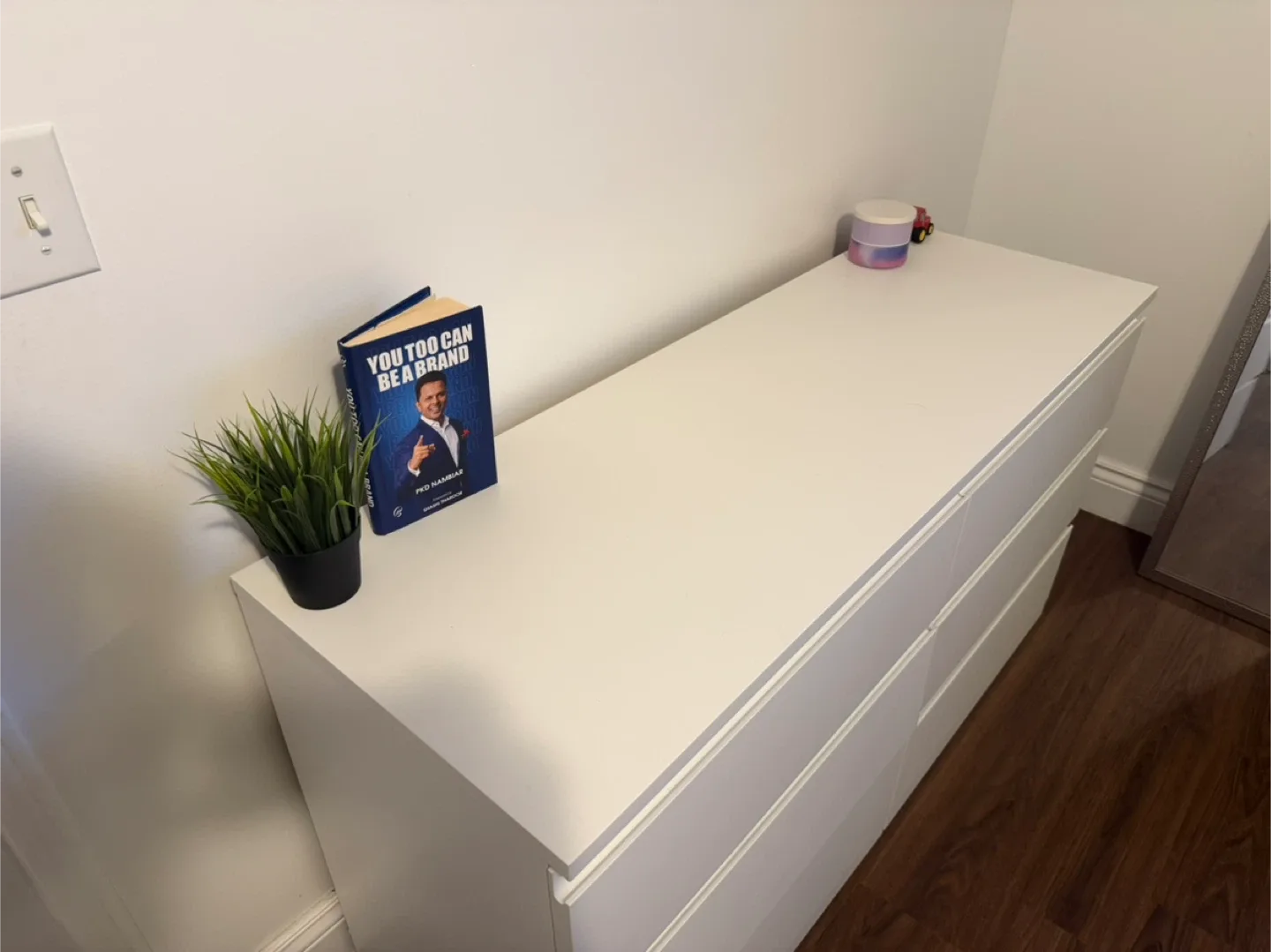 IKEA storklinta White 6-Drawer Dresser image indicator(3)