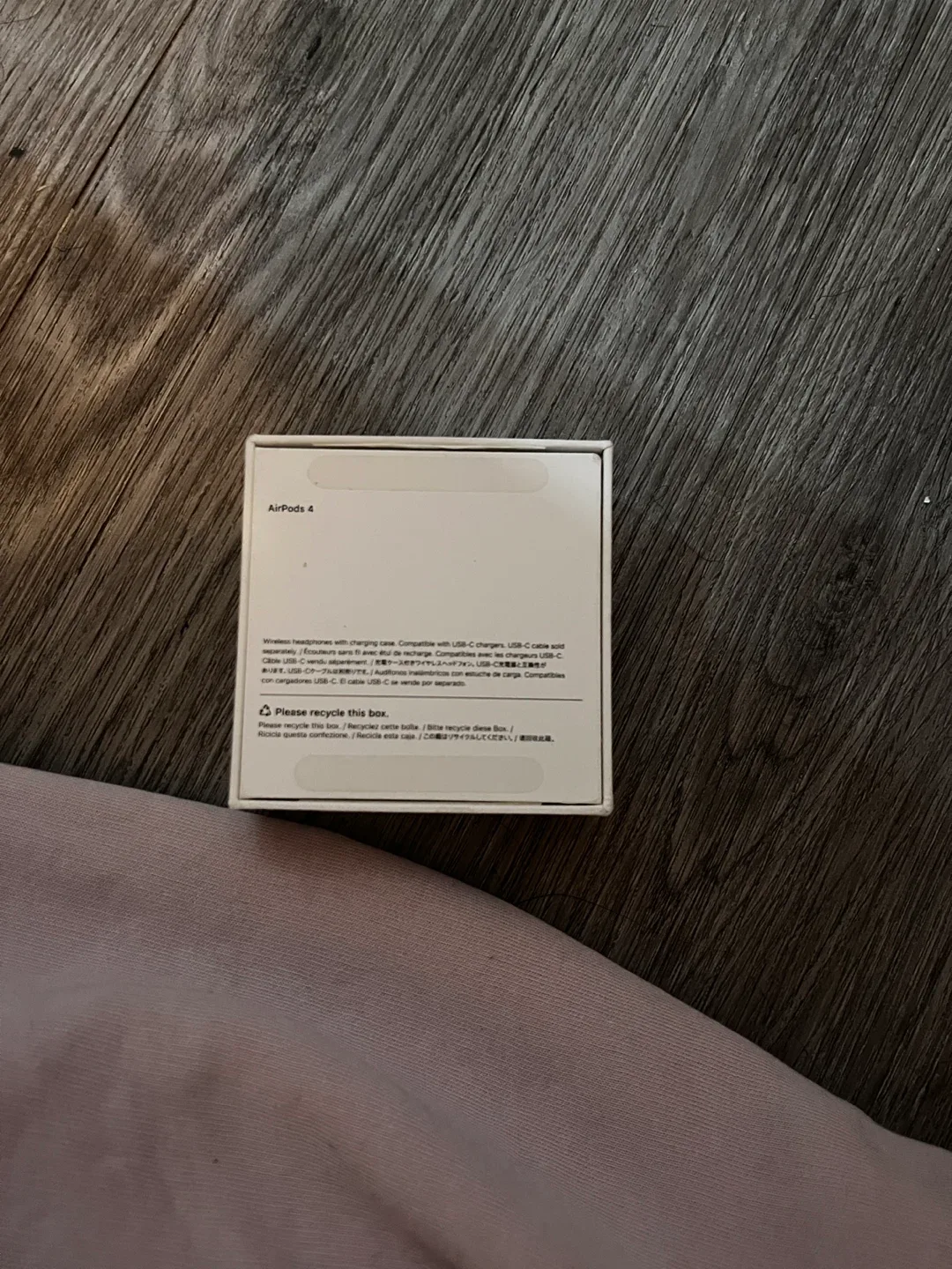 (ONE EAR)Apple AirPod 4 generation noise cancellation ) image indicator(3)