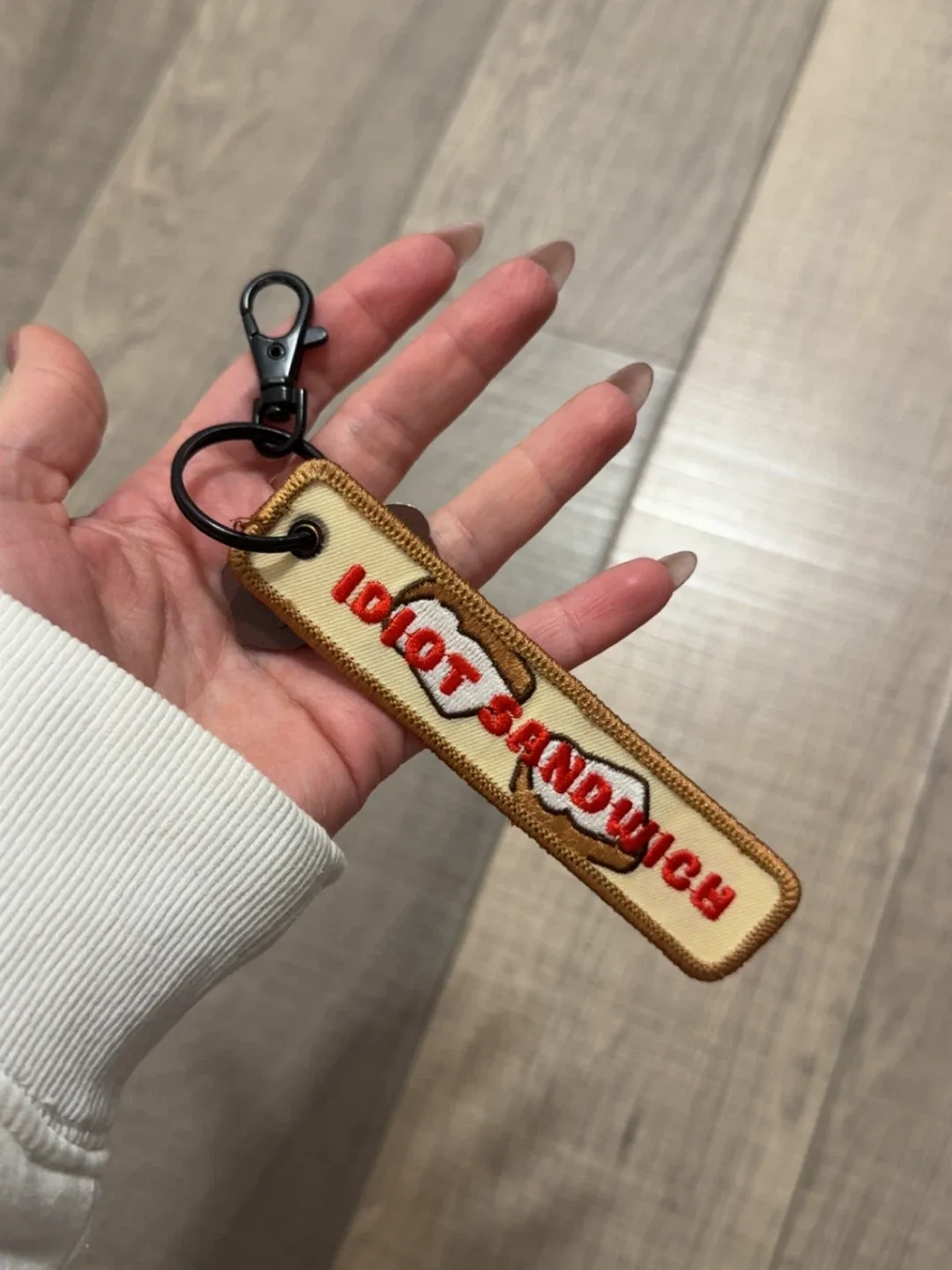 Idiot Sandwich Keychain image indicator(2)