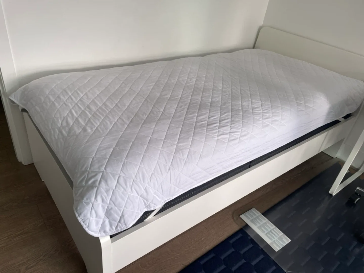 MOVING SALE - Metrotown image indicator(5)