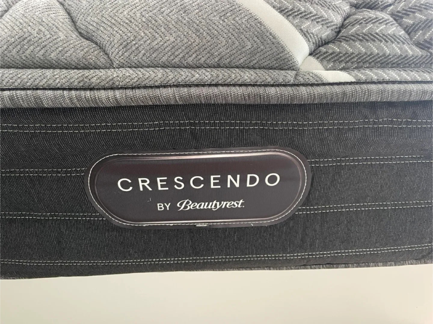 MOVING SALE - Metrotown image indicator(7)