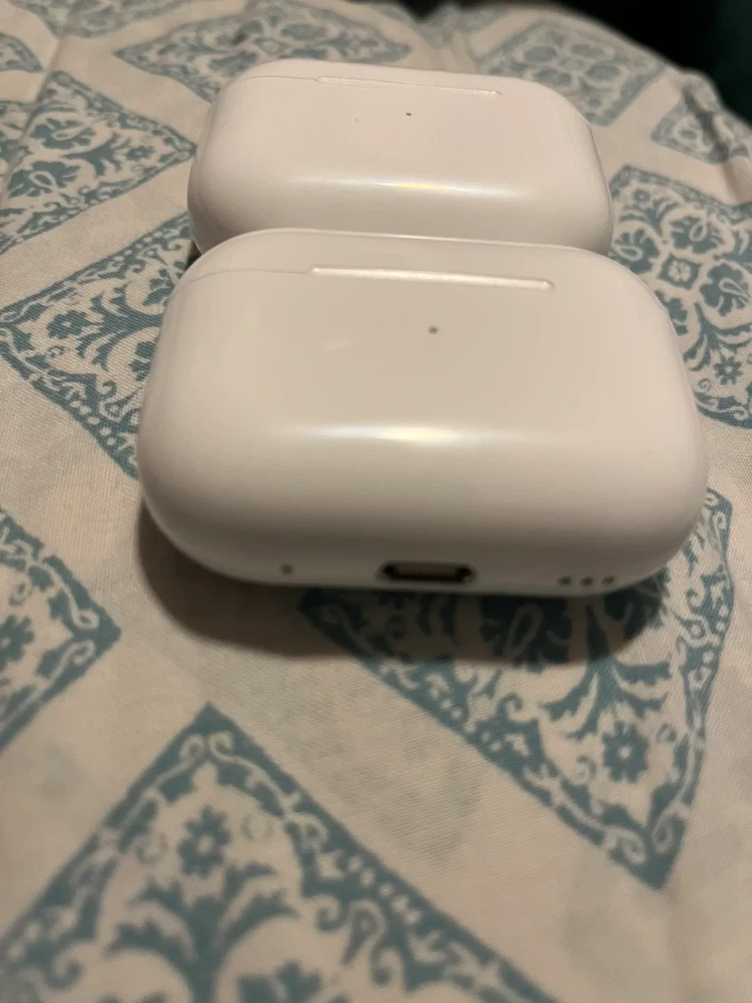 🔥 Custom 1-of-1 AirPods Rep – Looks Real, High Quality 🎧 image indicator(5)