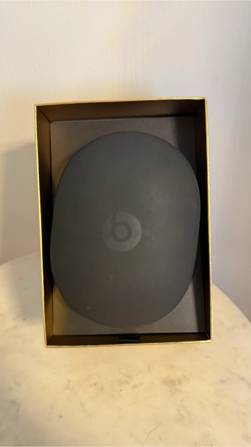 Beats Studio3 Wireless Headphones - Shadow Gray (New) - photo 5