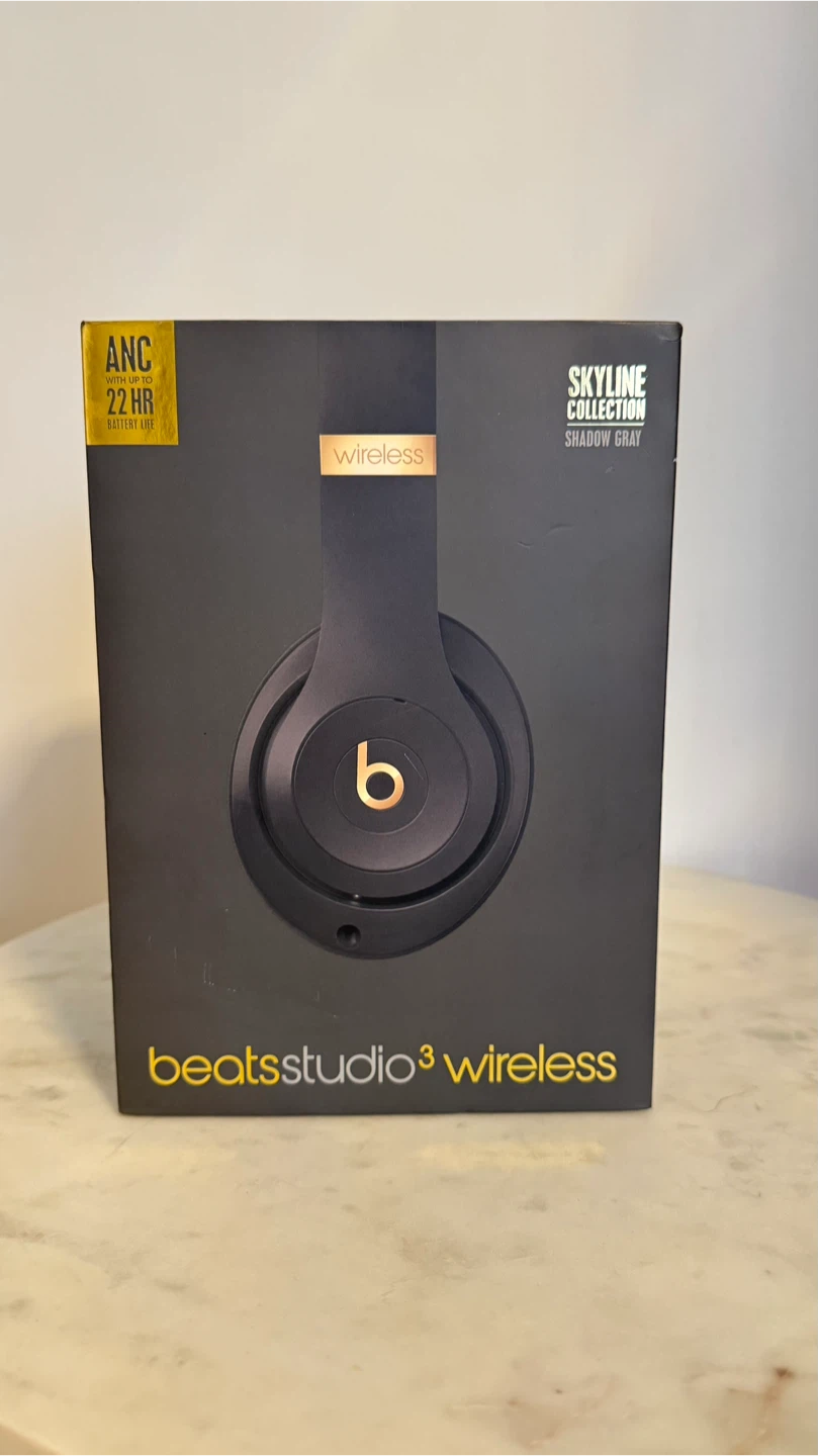 Beats Studio3 Wireless Headphones - Shadow Gray (New)