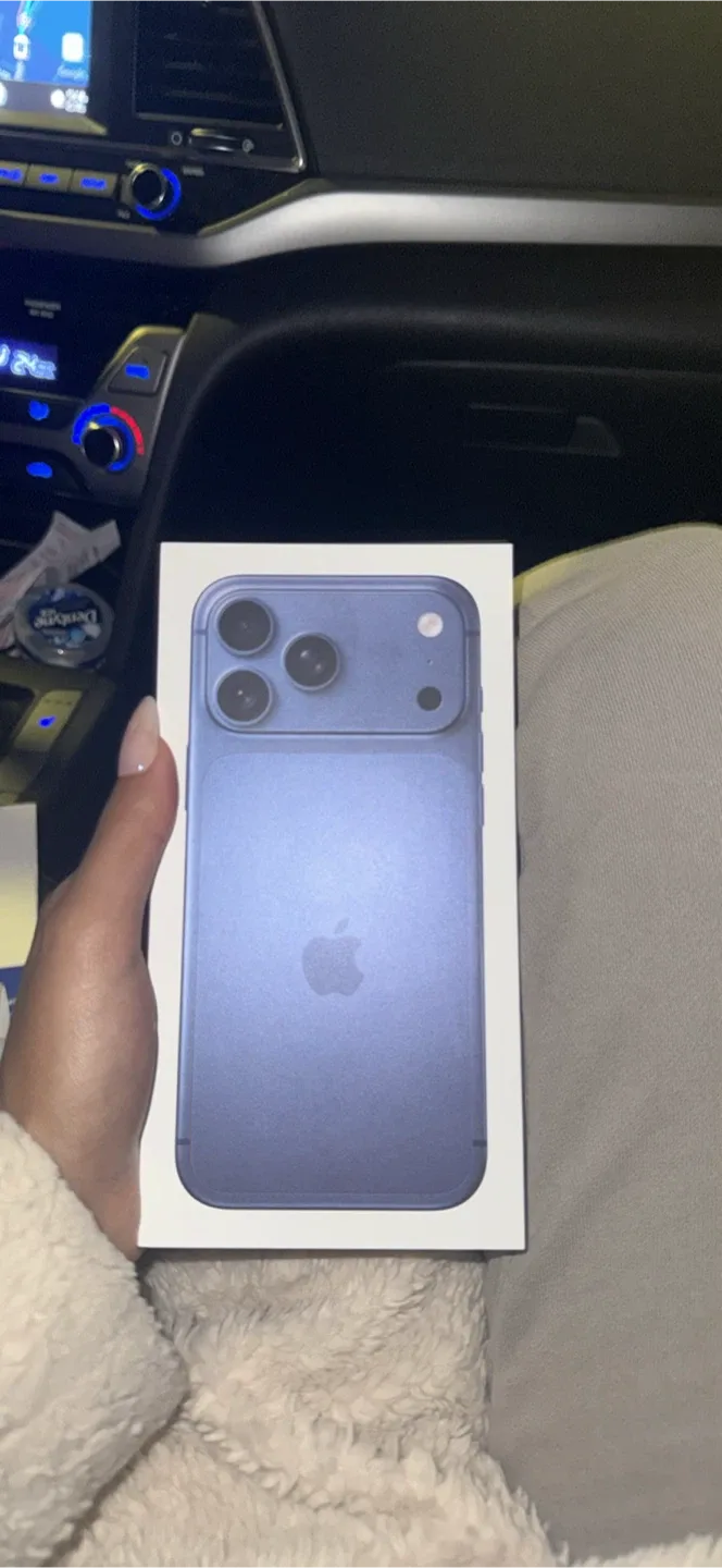 iPhone 17 Pro Max 256gb- New in Box