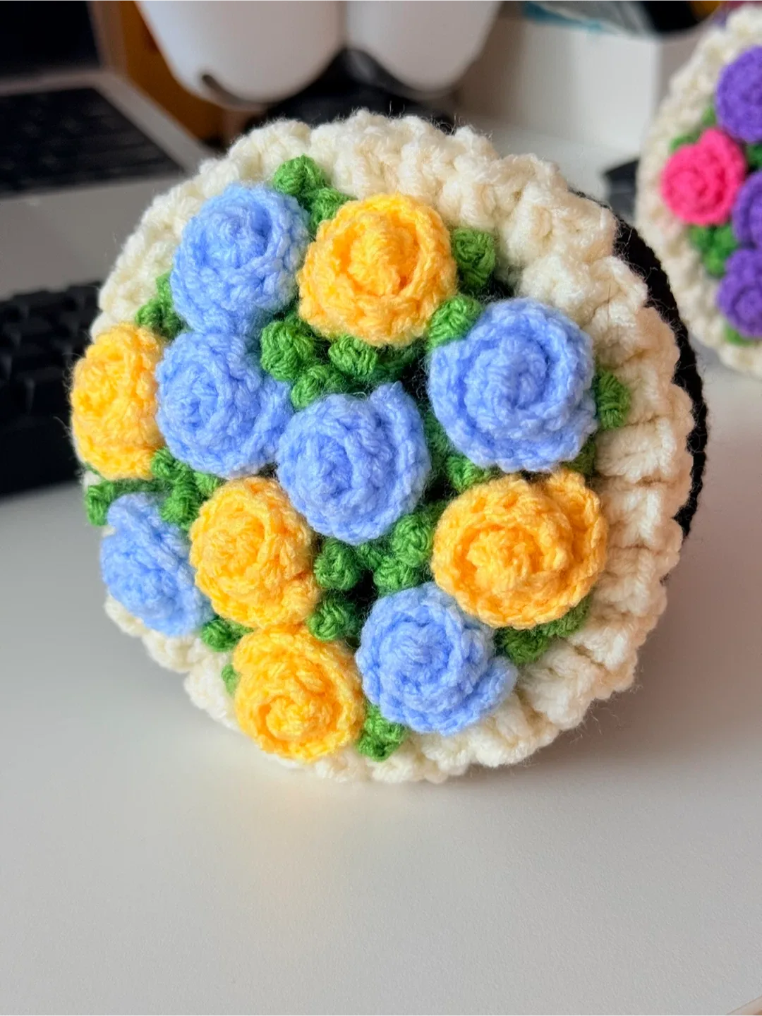 Handmade crochet flower bouquets (big size) image indicator(2)