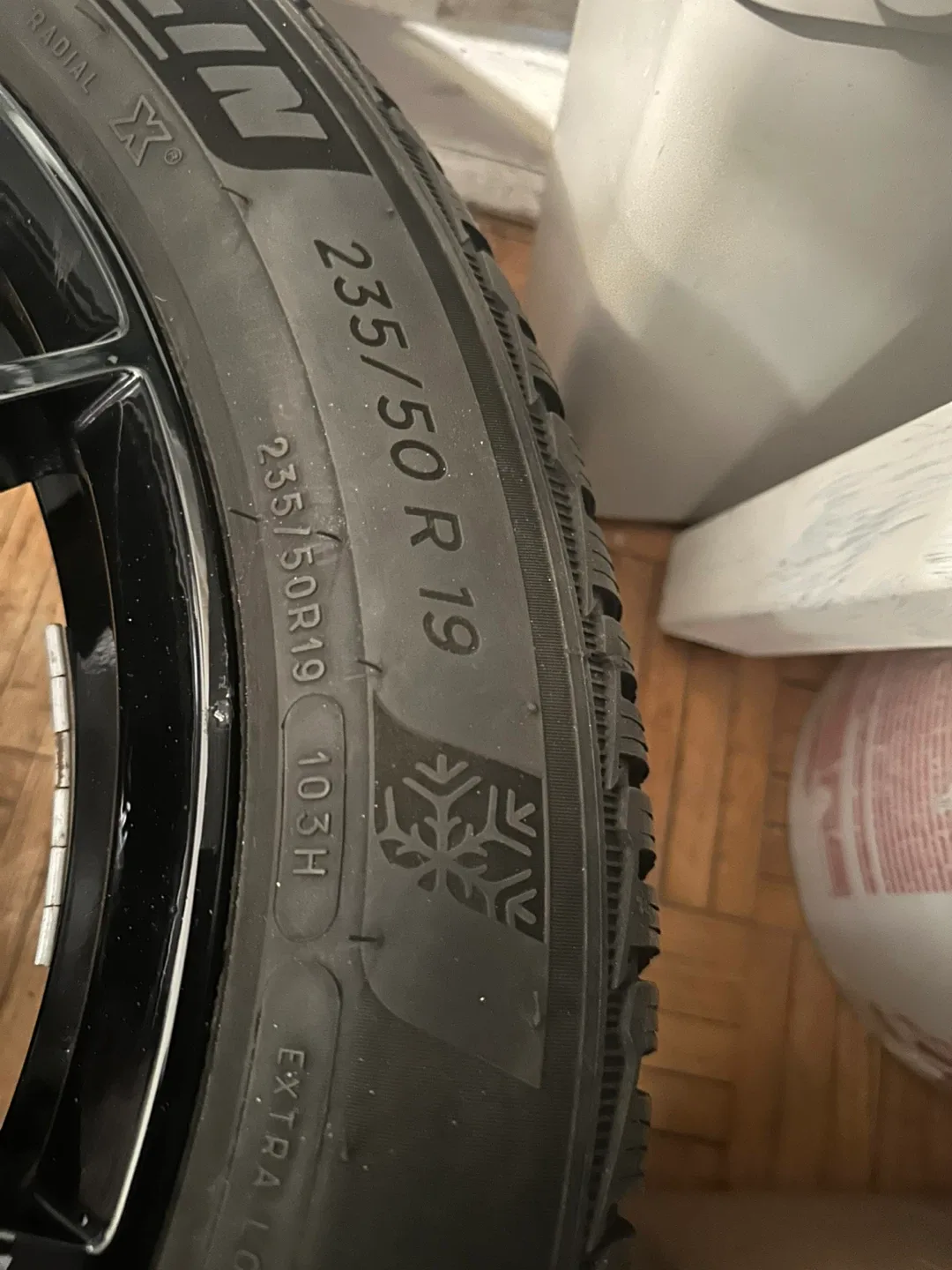 Michelin Pilot Alpin 5 Winter Tires 235/50R19 image indicator(3)