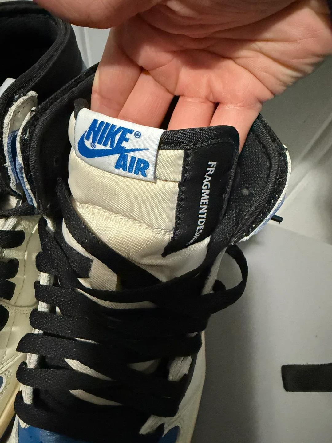 Jordan 1 x Travis Scott x Fragment High - size 9 men image indicator(6)