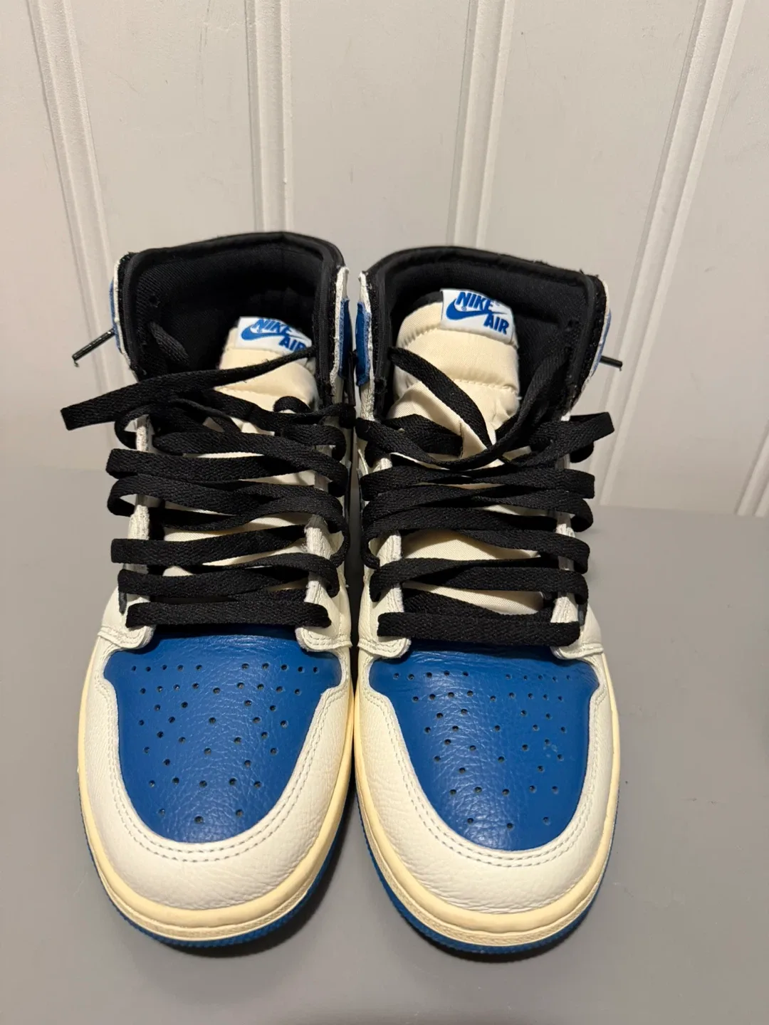 Jordan 1 x Travis Scott x Fragment High - size 9 men image indicator(5)