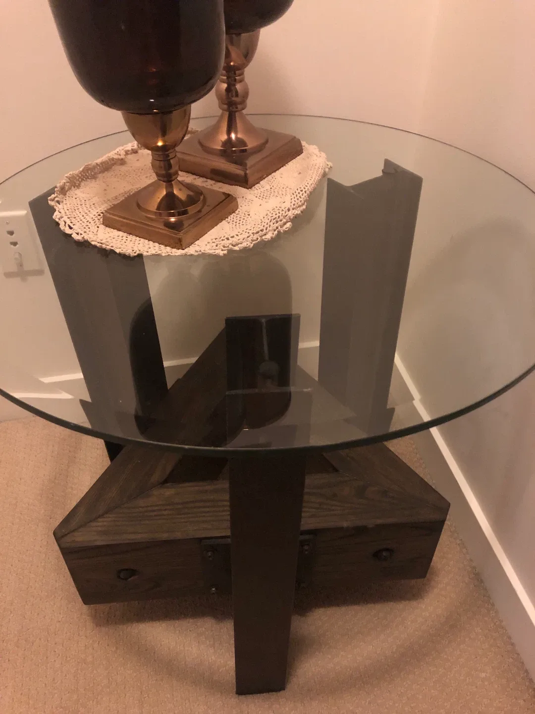 Glass Top Round Side Table image indicator(2)