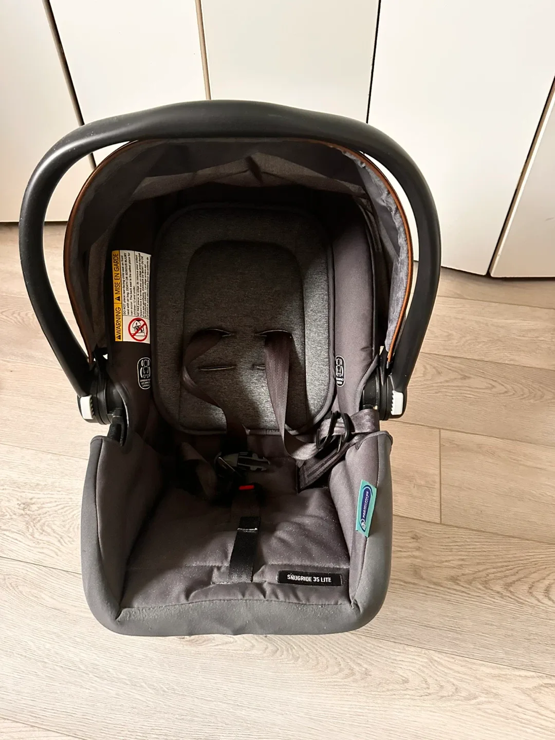 Graco SnugRide 35 Lite Infant Car Seat + Base