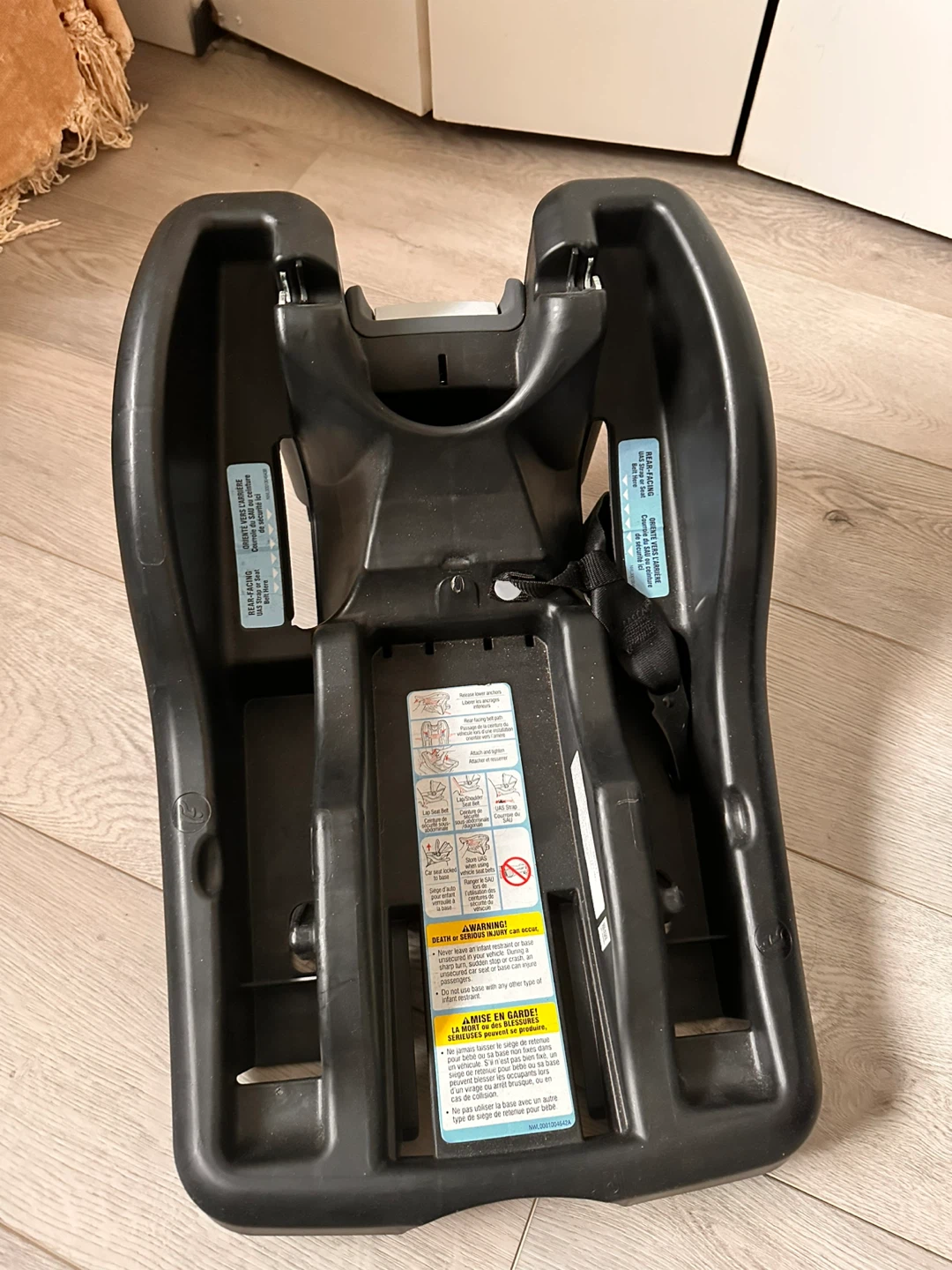 Graco SnugRide 35 Lite Infant Car Seat + Base - photo 4