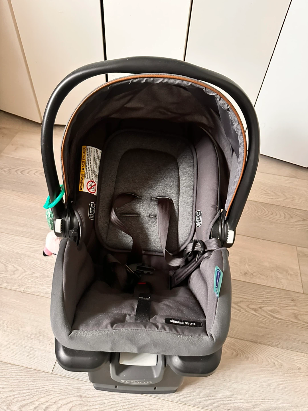 Graco SnugRide 35 Lite Infant Car Seat + Base - photo 3