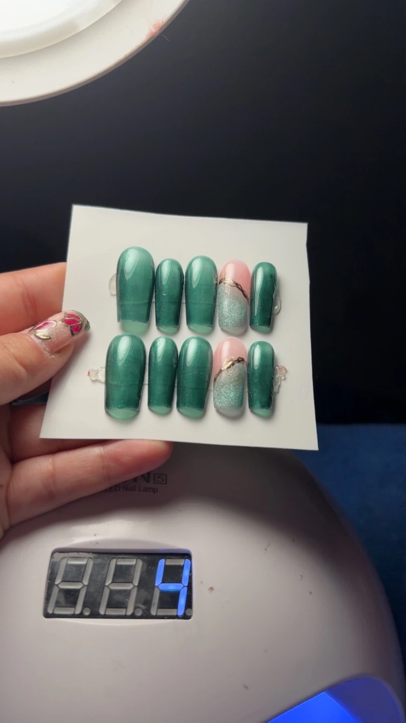 Press-on Nail Sets - photo 4