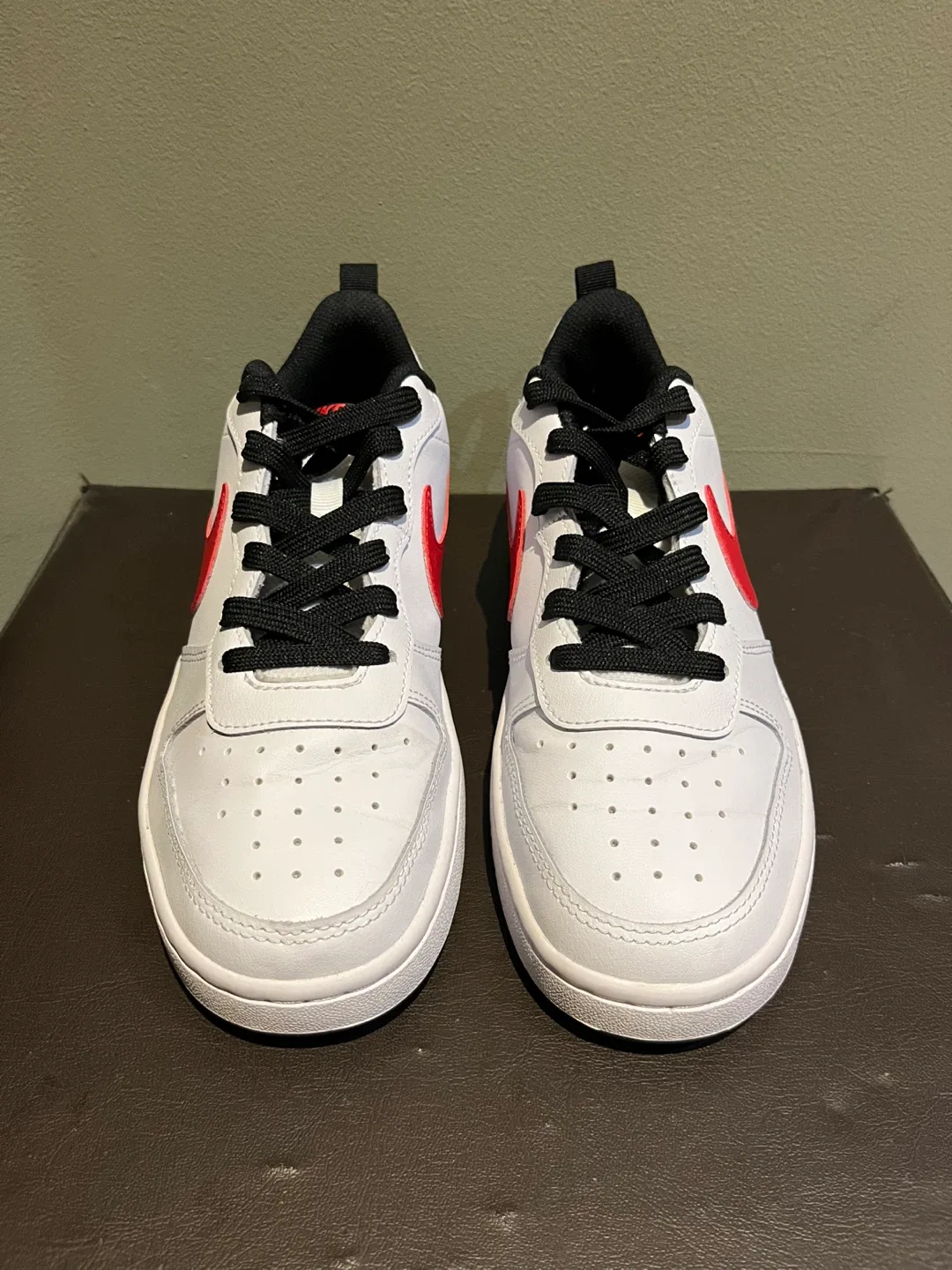 Nike Kids ‘White and Red’ Courtlows