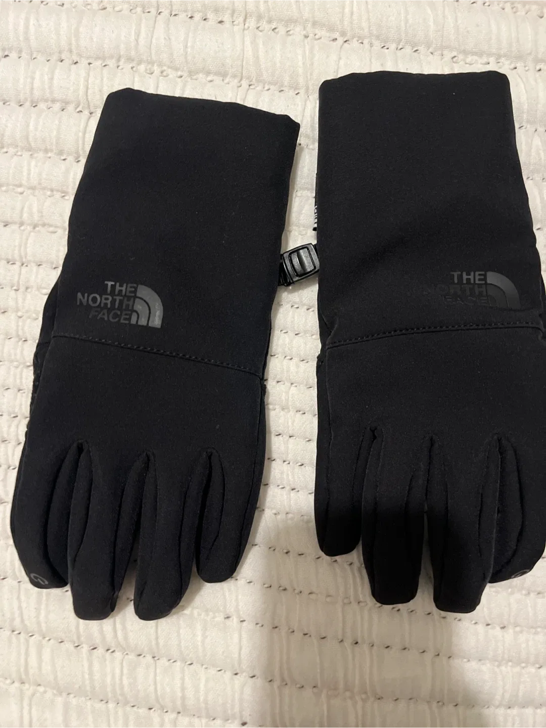 The North Face Puffer Jacket - Women's XS image indicator(8)