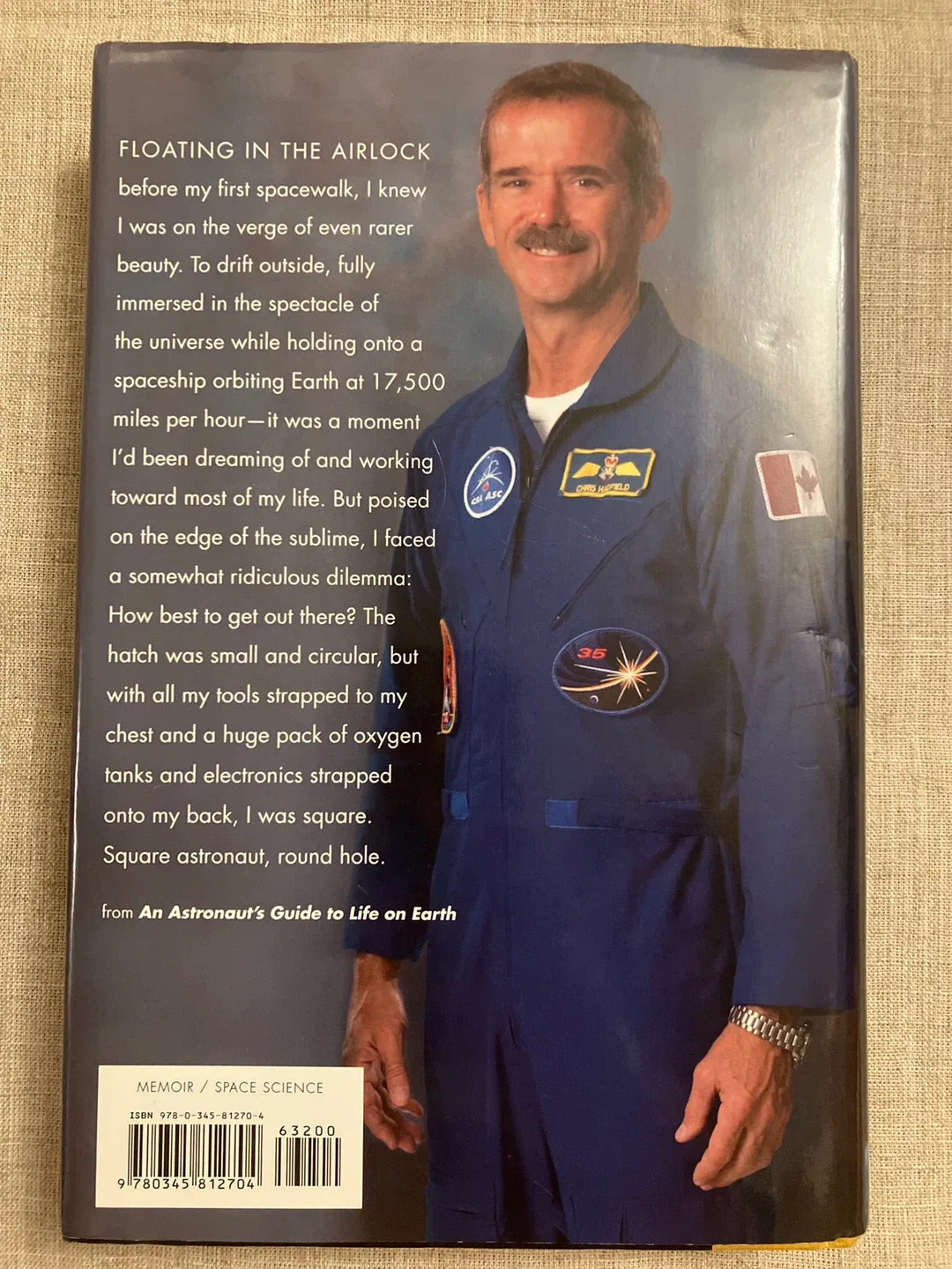 An Astronaut's Guide to Life on Earth by Chris Hadfield image indicator(2)