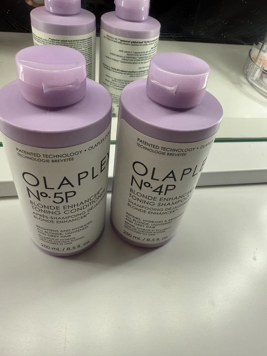 #cleanout Olaplex No.4P & No.5P Blonde Enhancer Set image indicator(4)