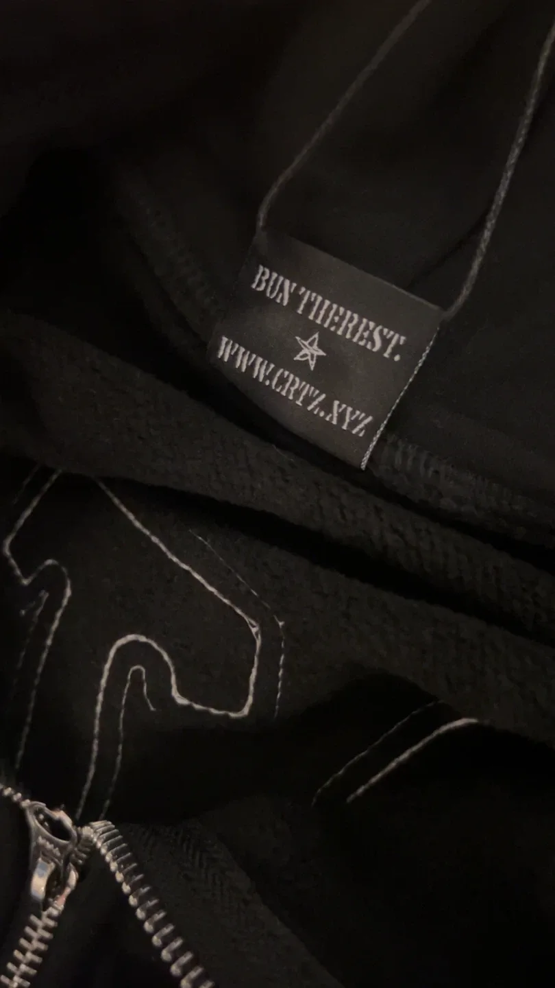 Corteiz Black Zip Up Hoodie - Medium