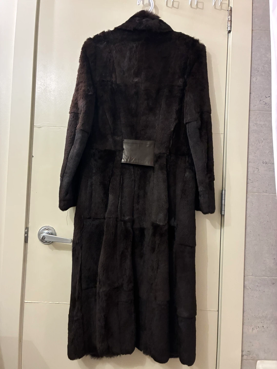 Never Worn Vintage Fur Coat in XS - photo 2
