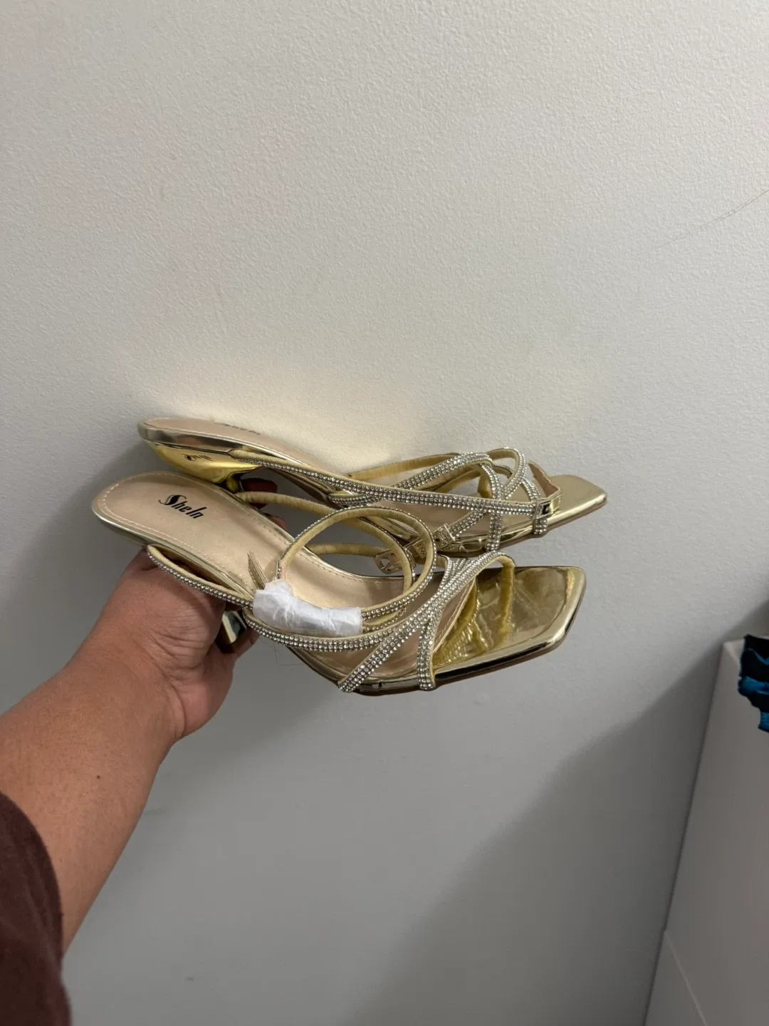 SheIn Gold Heels, Size 7 image indicator(3)