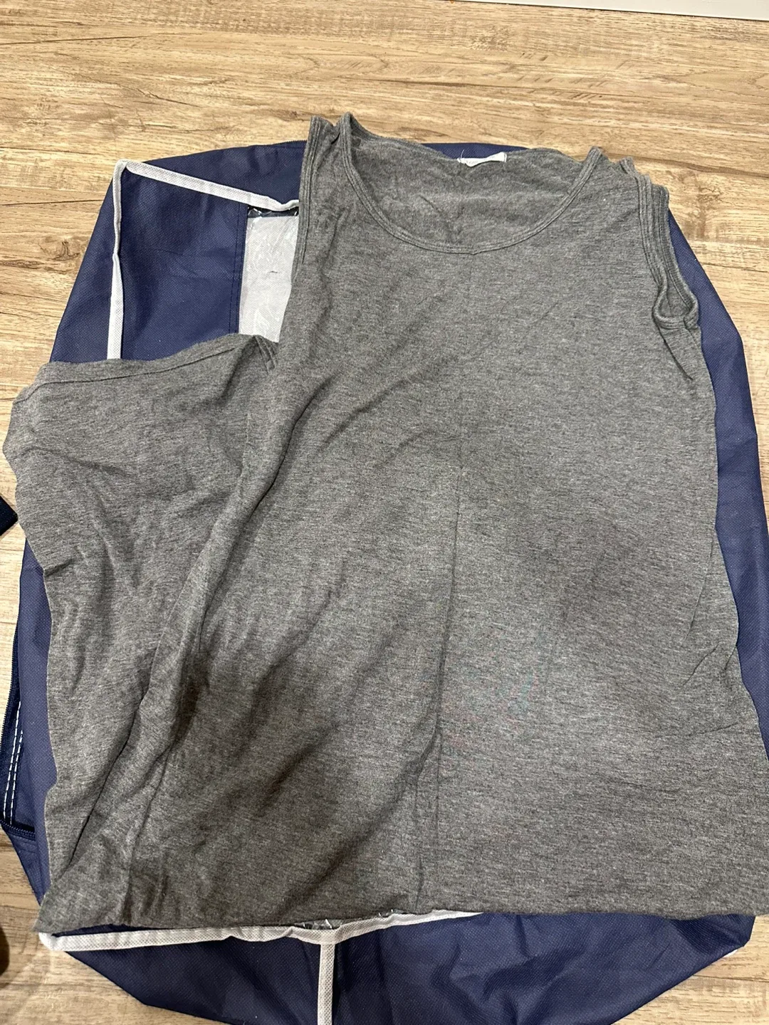 Tank Tops - Black and Grey image indicator(2)