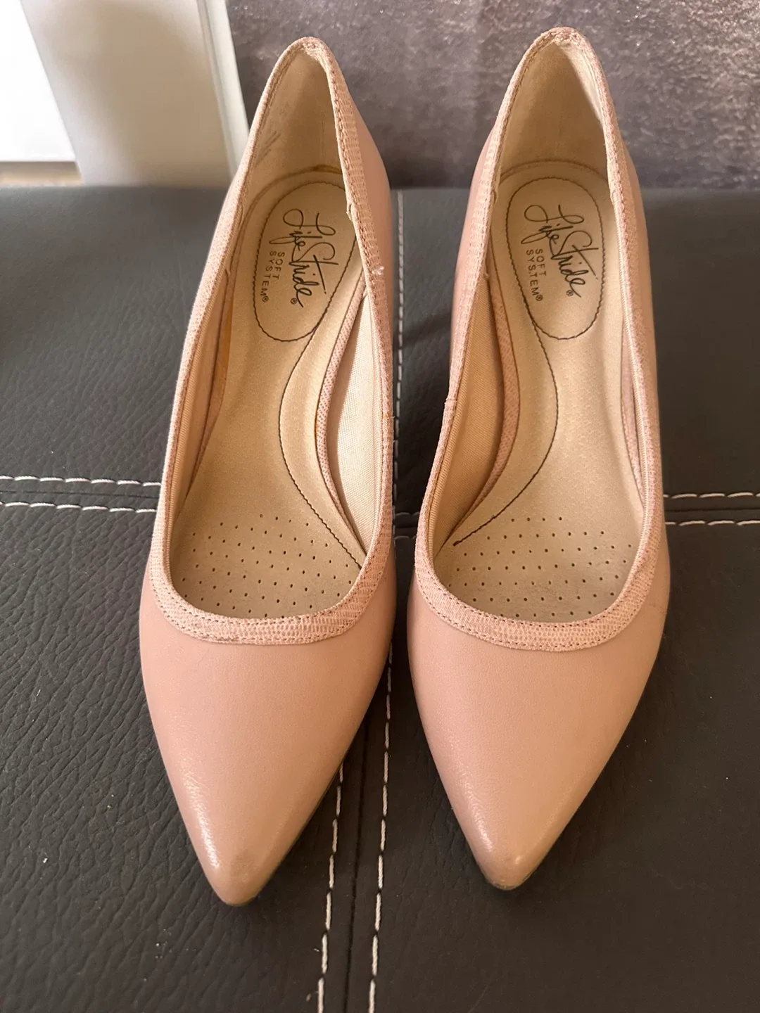 Mix of Heels image indicator(3)