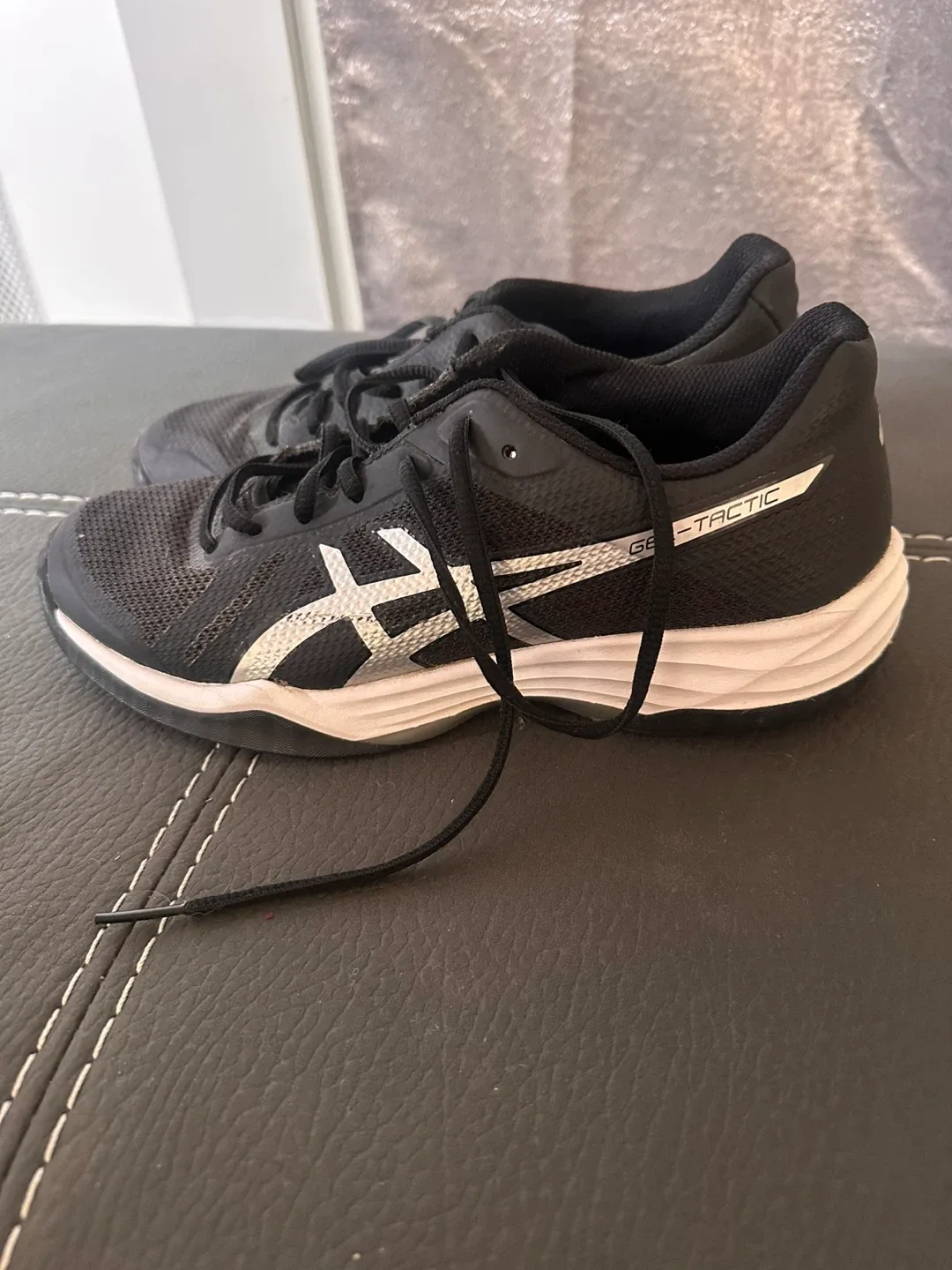 Asics Gel-Tactic Indoor Court Shoes - Size 7