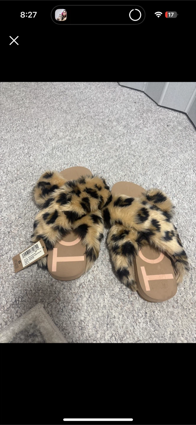 I.C. Leopard Print Faux Fur Slides - Size 8