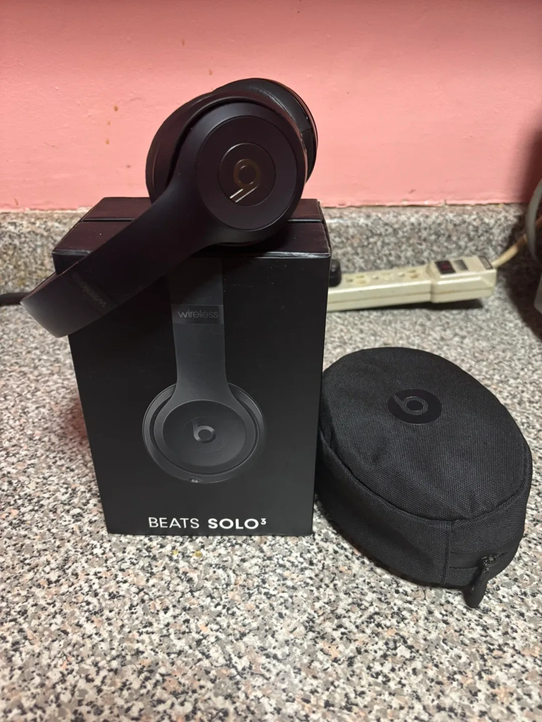 Beats Solo3 Wireless Headphones - Black