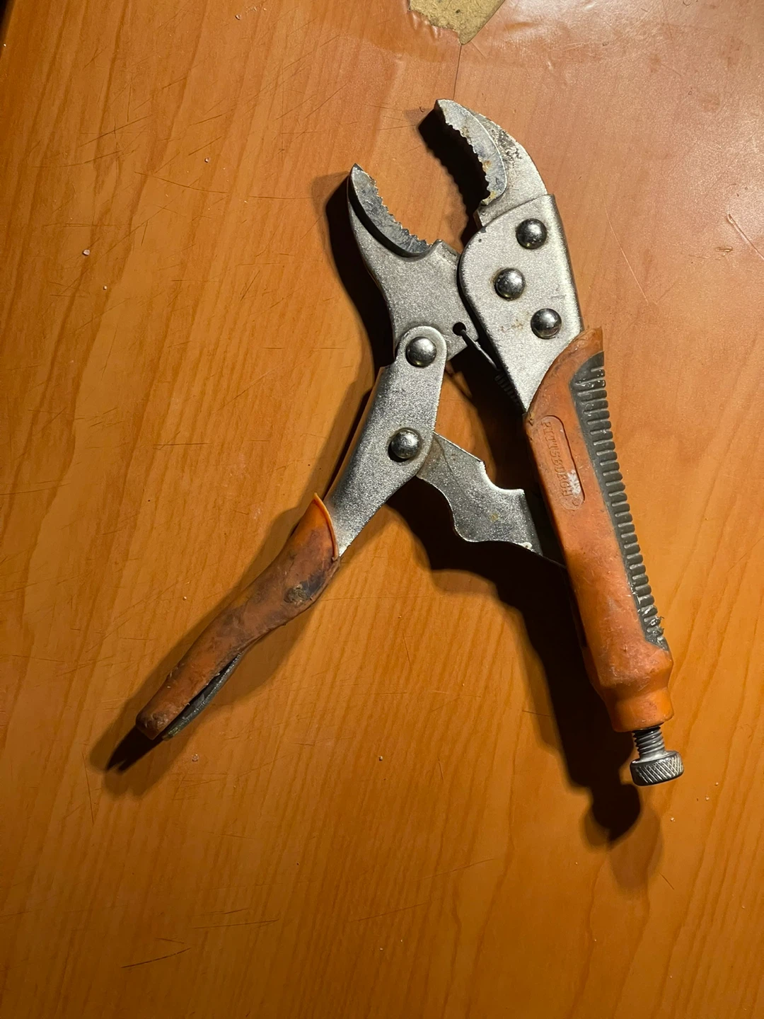 Locking Pliers