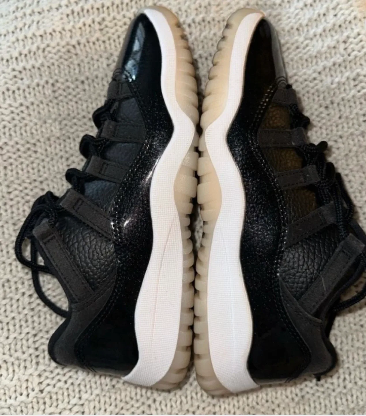 Air Jordan 11 Retro Little Flex (TD) Black/Red image indicator(3)