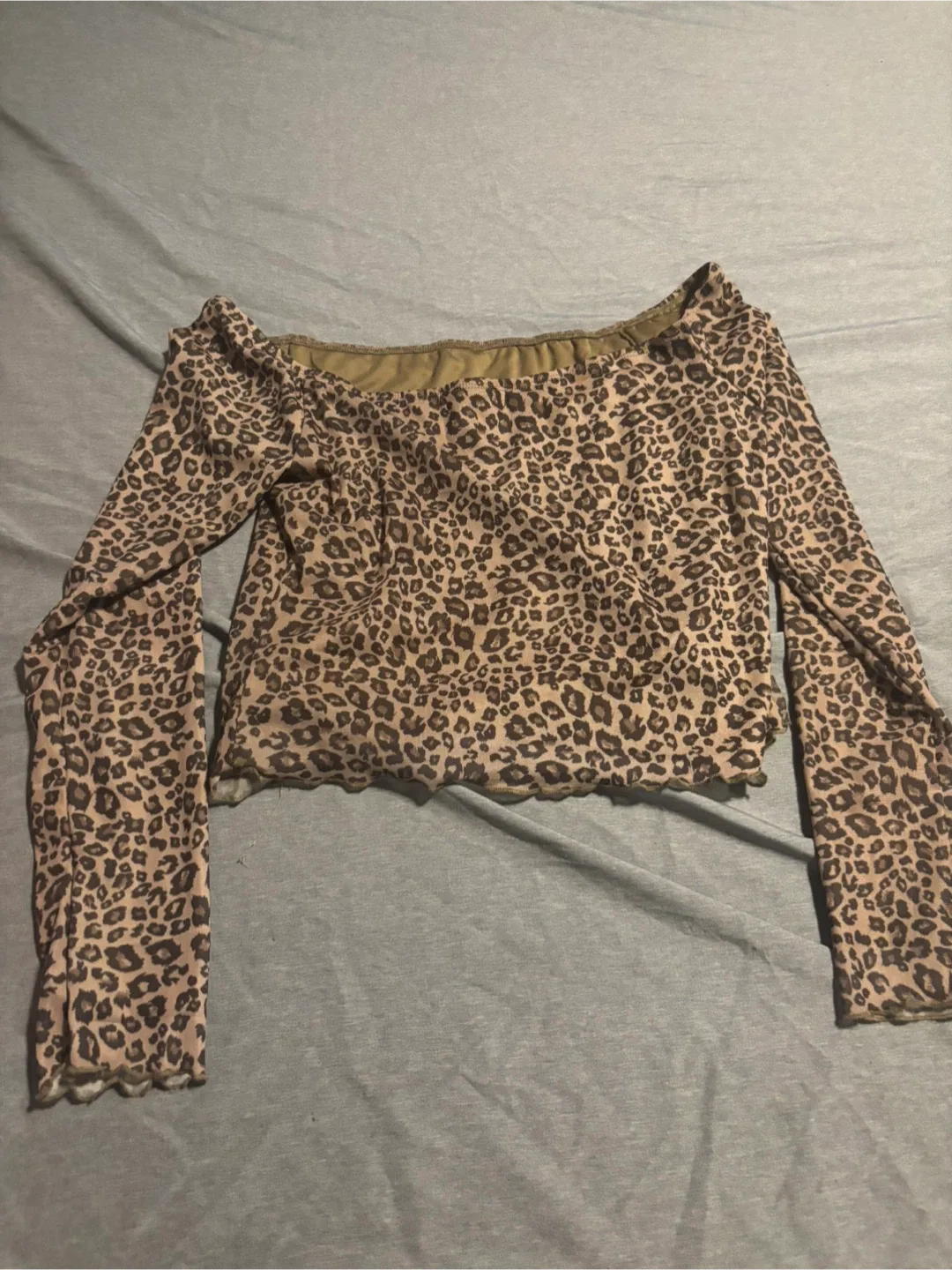 Romwe  Leopard Print crop  Top - Size L