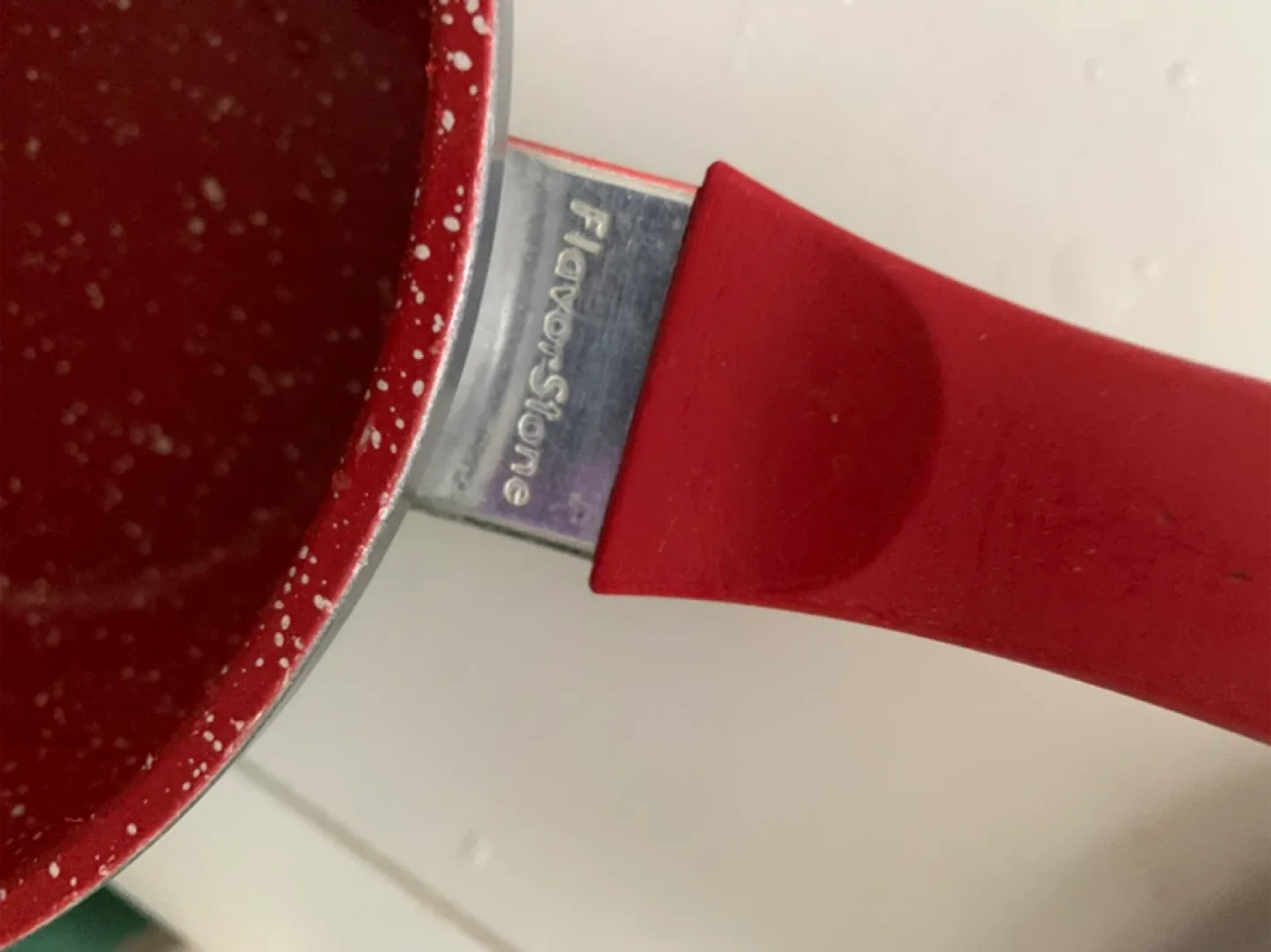 FlavorStone Red Pot & Colander Set "#Cleanout" image indicator(4)