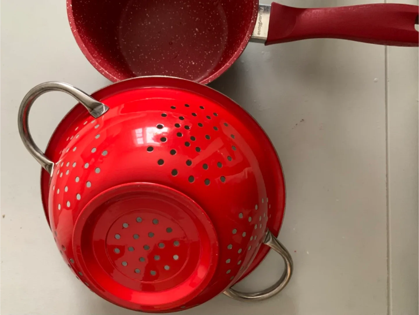 FlavorStone Red Pot & Colander Set "#Cleanout" image indicator(3)