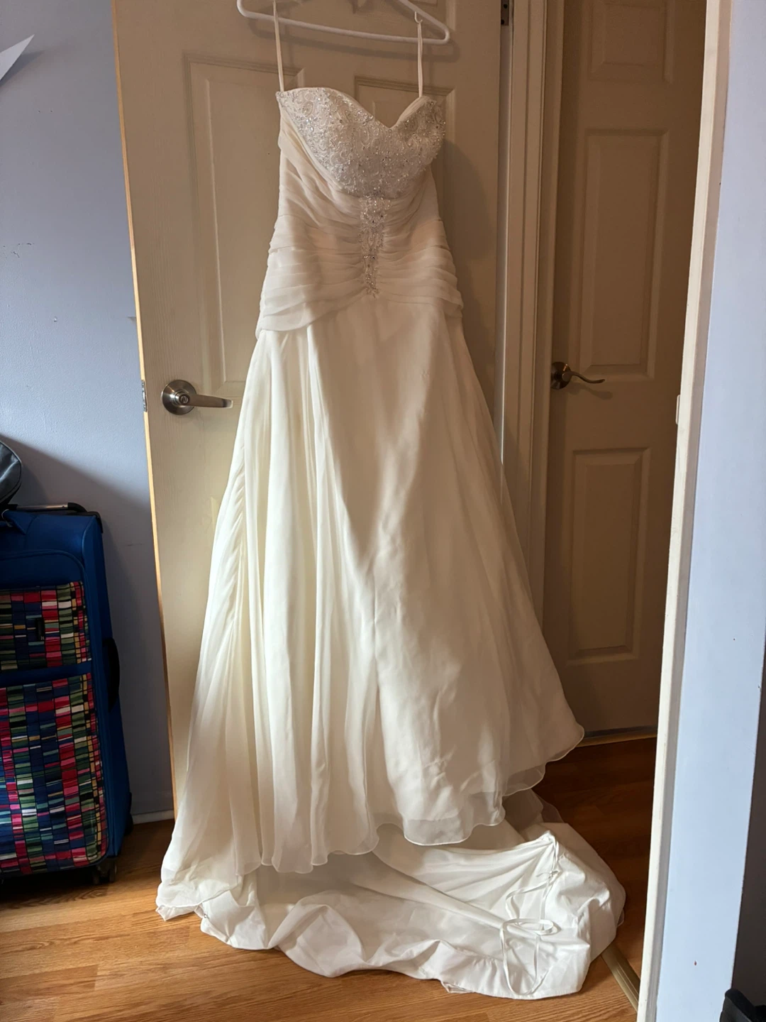 #Cleanout Wedding gown - photo 4