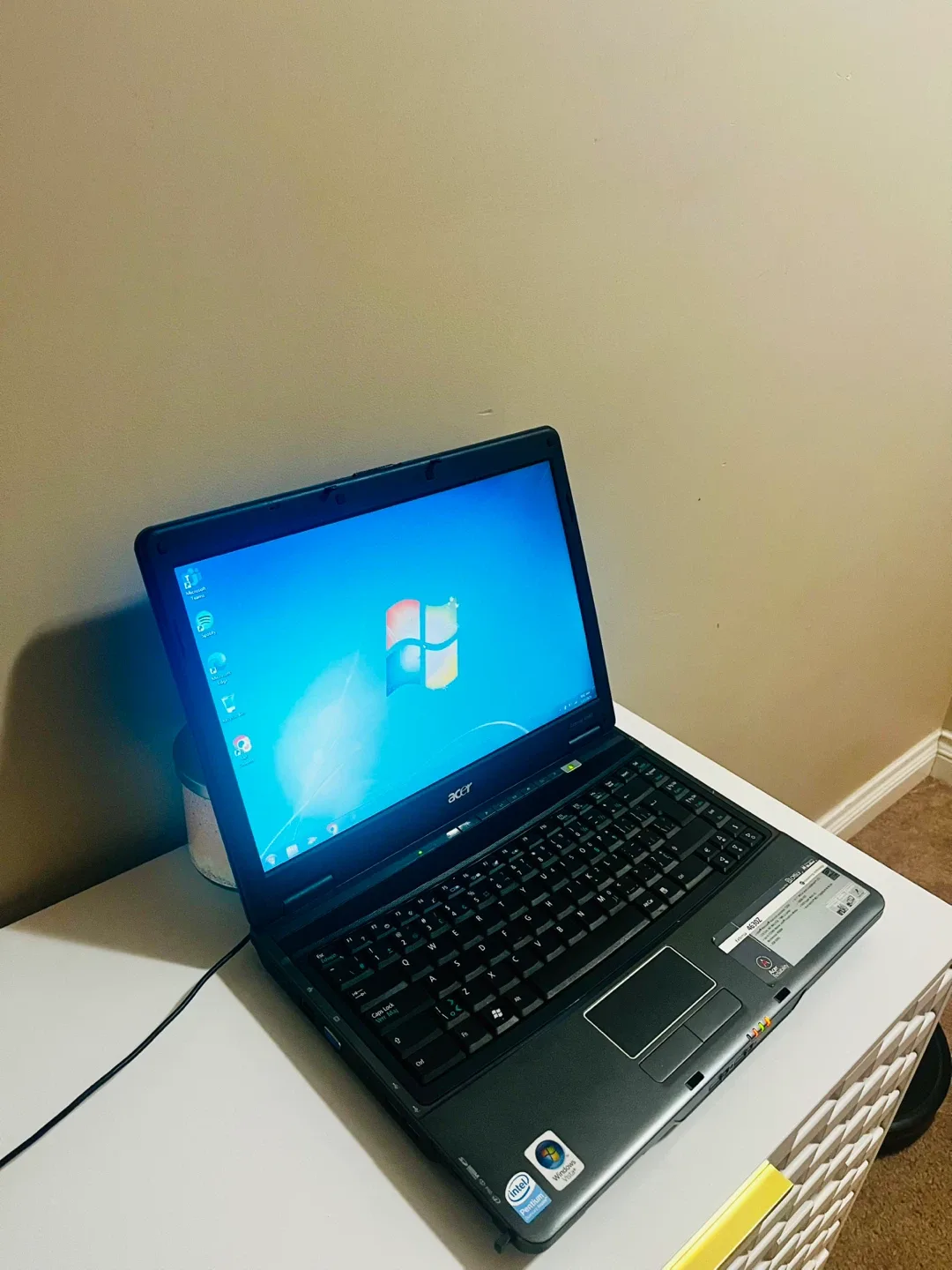 Acer Extensa 4630Z Laptop image indicator(3)