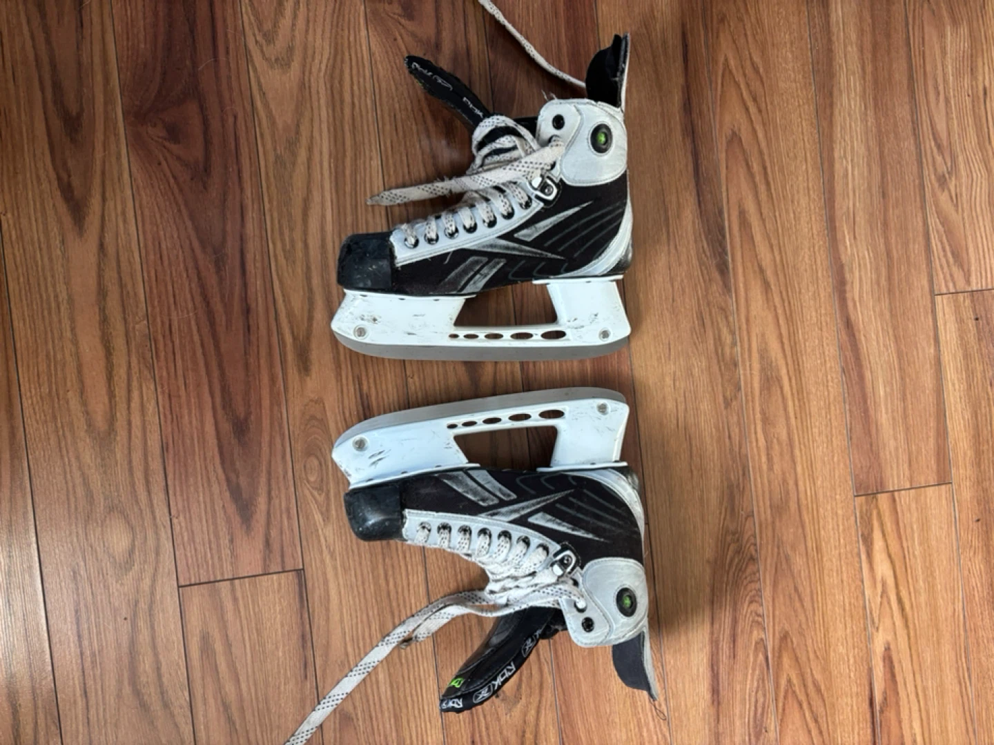 Reebok Pump Ice Hockey Skates - Size 7.5 - photo 3