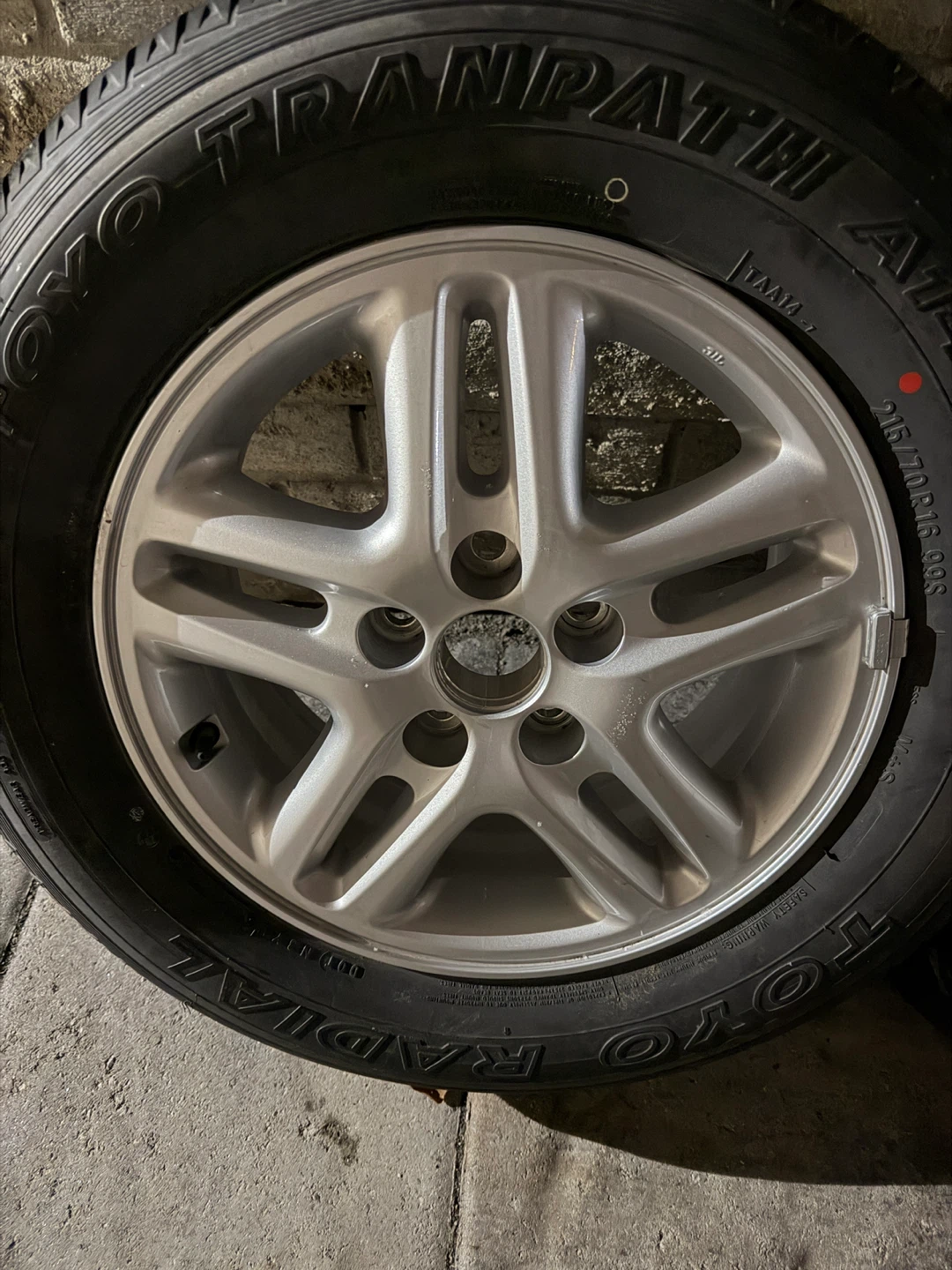 R16 Toyota Rim - photo 2