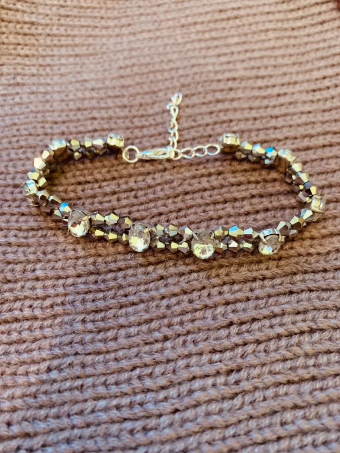 Handmade Beaded Necklace image indicator(7)