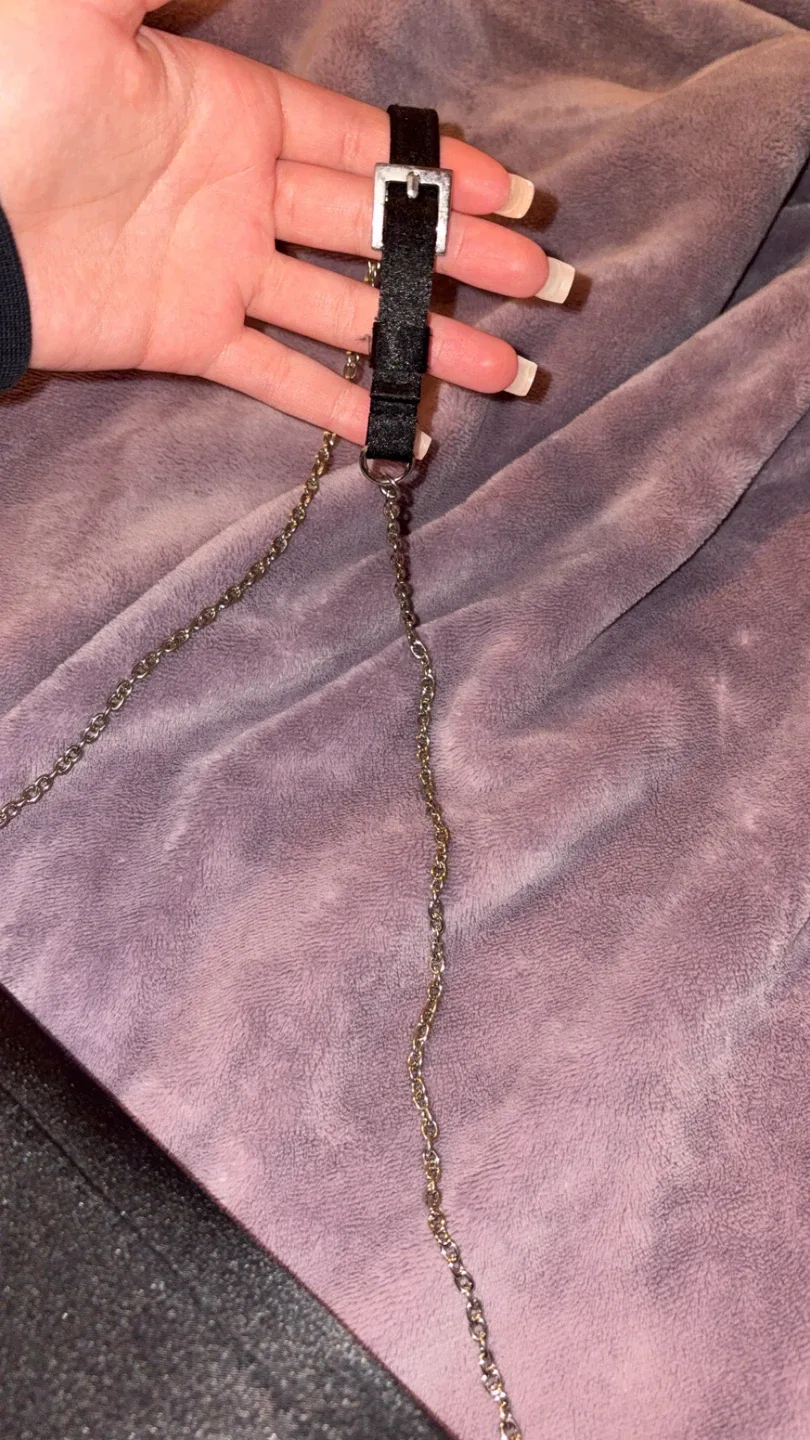 Black Satin Clutch with Chain Strap image indicator(4)