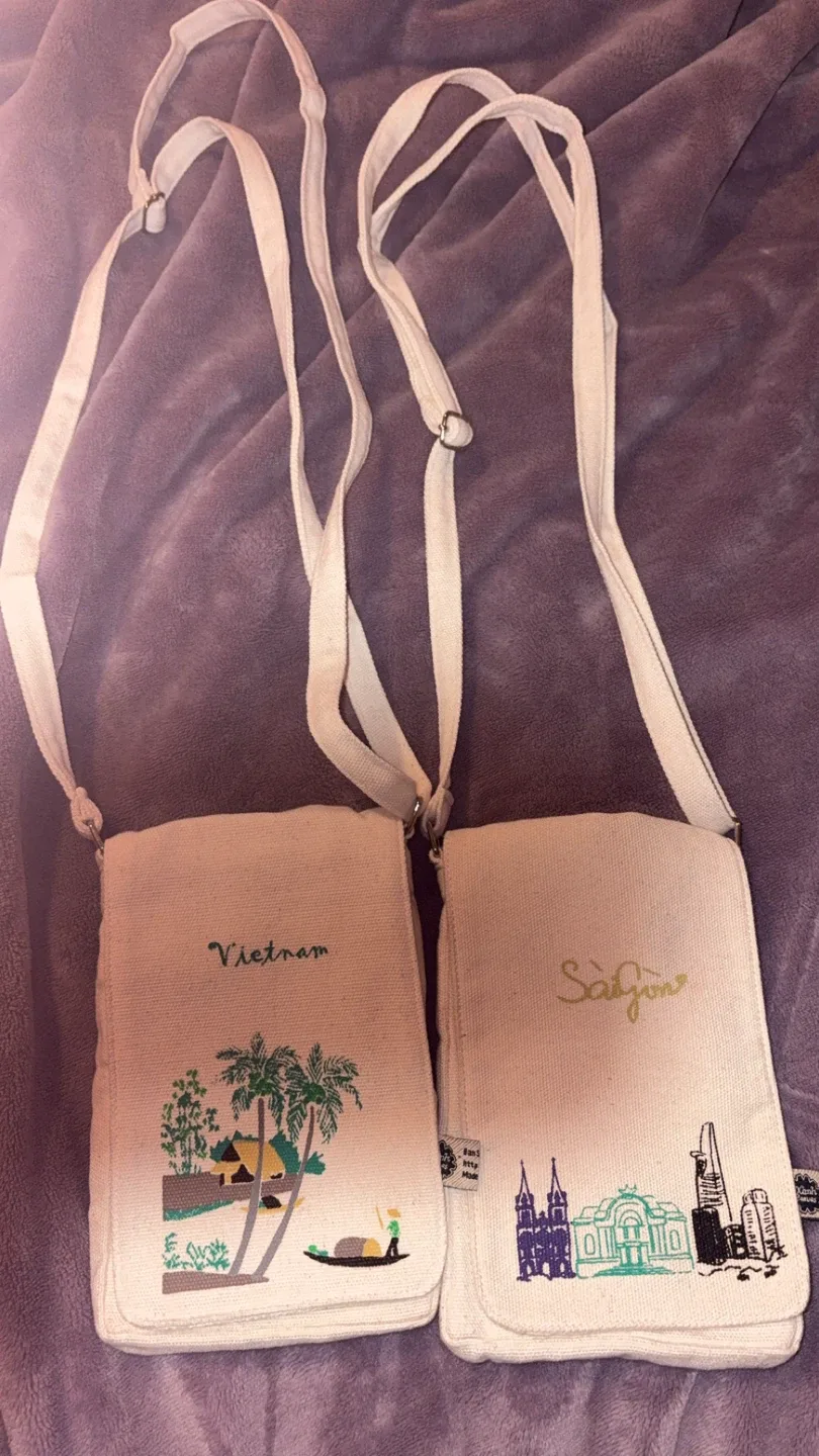 Vietnam & Saigon Canvas Crossbody Bags image indicator(2)