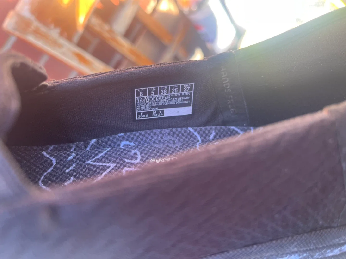 Skechers women size 8 #Cleanout image indicator(4)