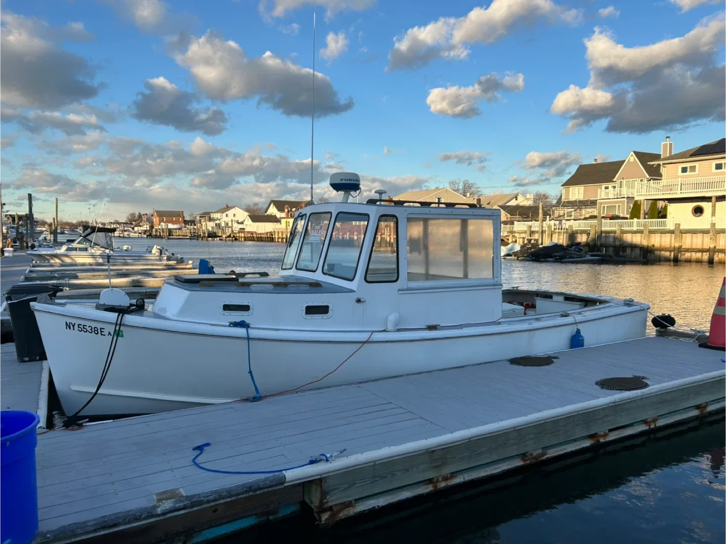 1983/25’/BHM/Only 3200 Hours/1991 Volvo 4 Cyl Diesel image indicator(3)