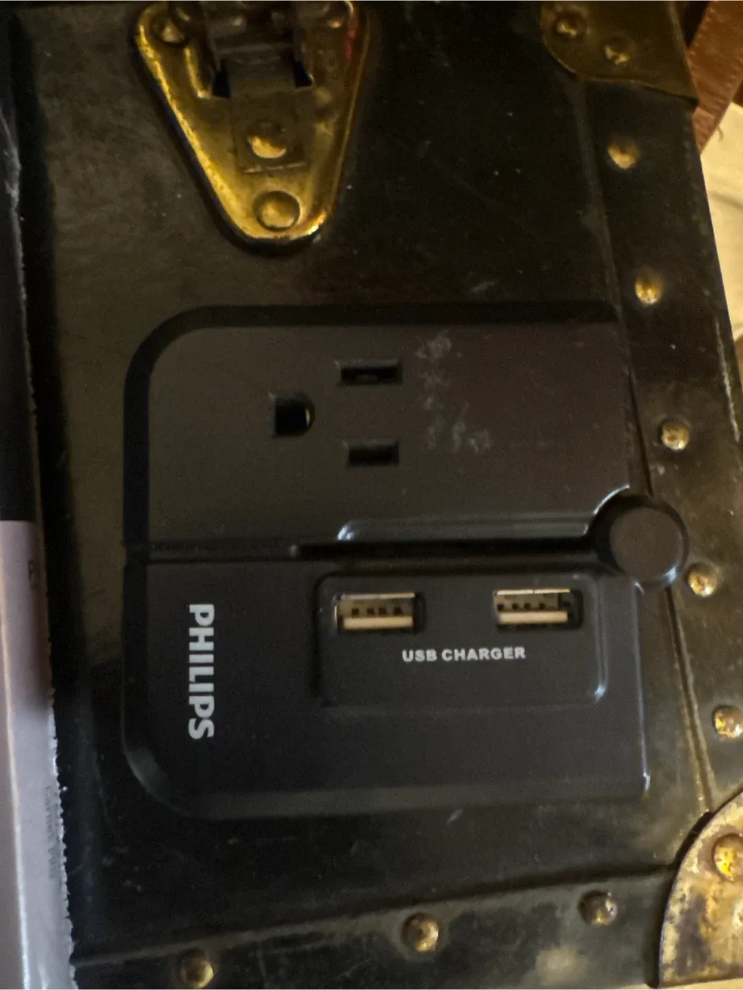 Philips USB Charger Travel Adapter #Cleanout image indicator(2)