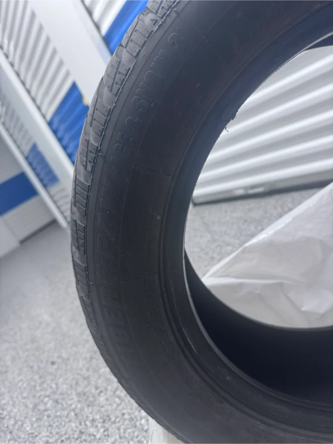 Tiger Paw Ice & Snow 3 205/55R16 Tire image indicator(3)