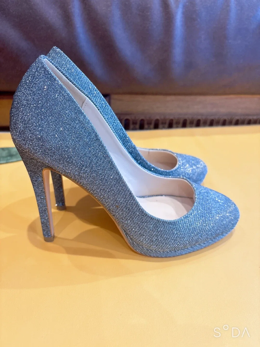 Le Chateau Pewter Heels - Size 7