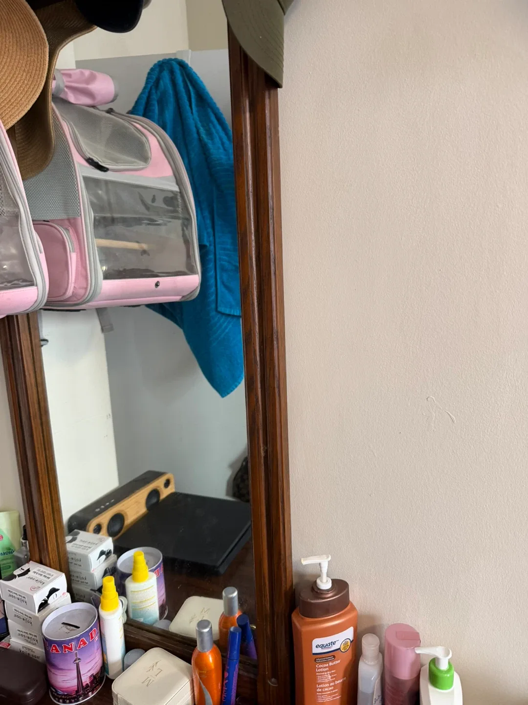 Vintage Wooden Dresser with Mirror image indicator(2)