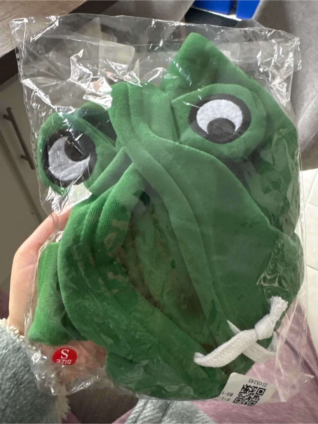 Frog Pet Hoodie - Size S #Cleanout image indicator(2)