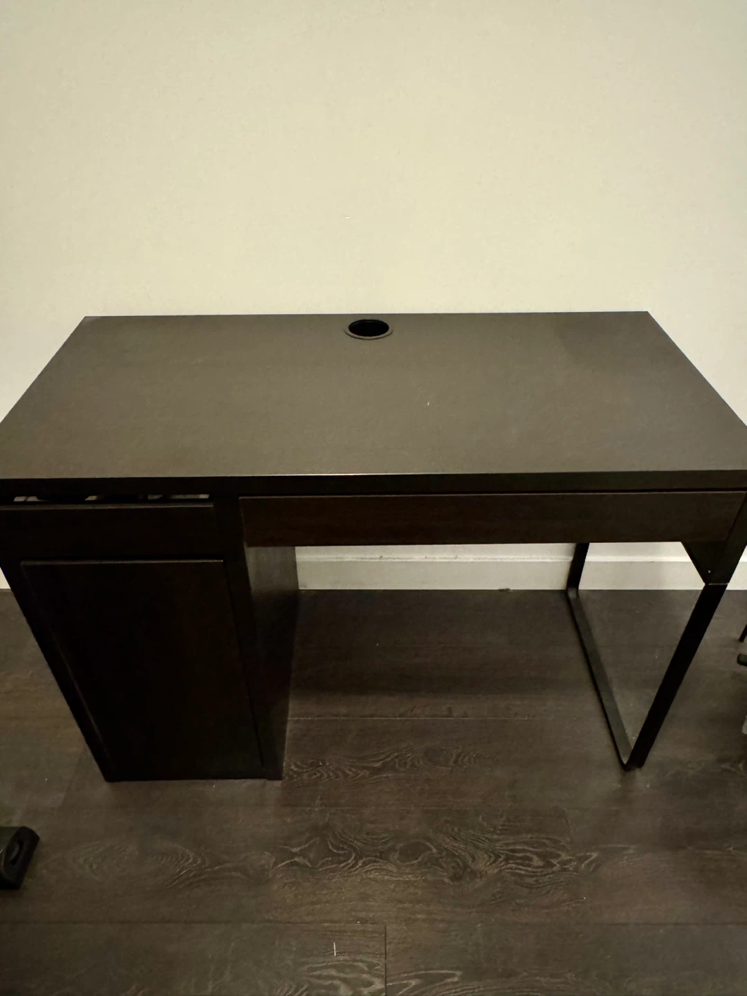 IKEA Micke home office desk - Brown/Black - photo 3